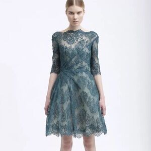 Monique Lhuillier Elegant Lace Dress